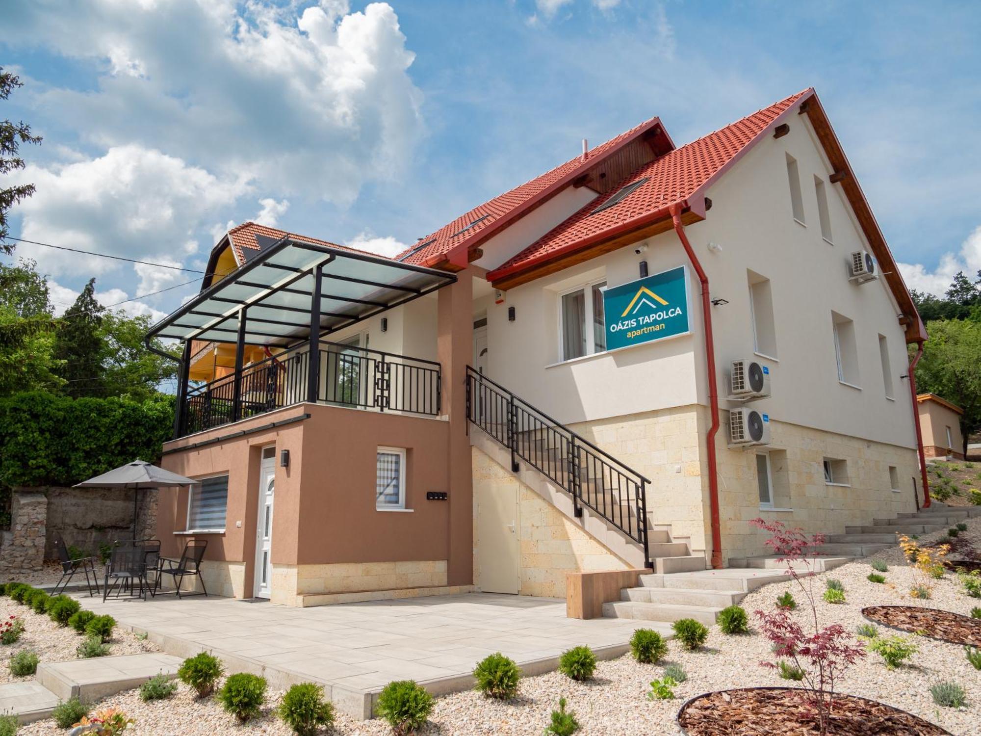 Oazis Tapolca Apartman Miskolc Exterior photo